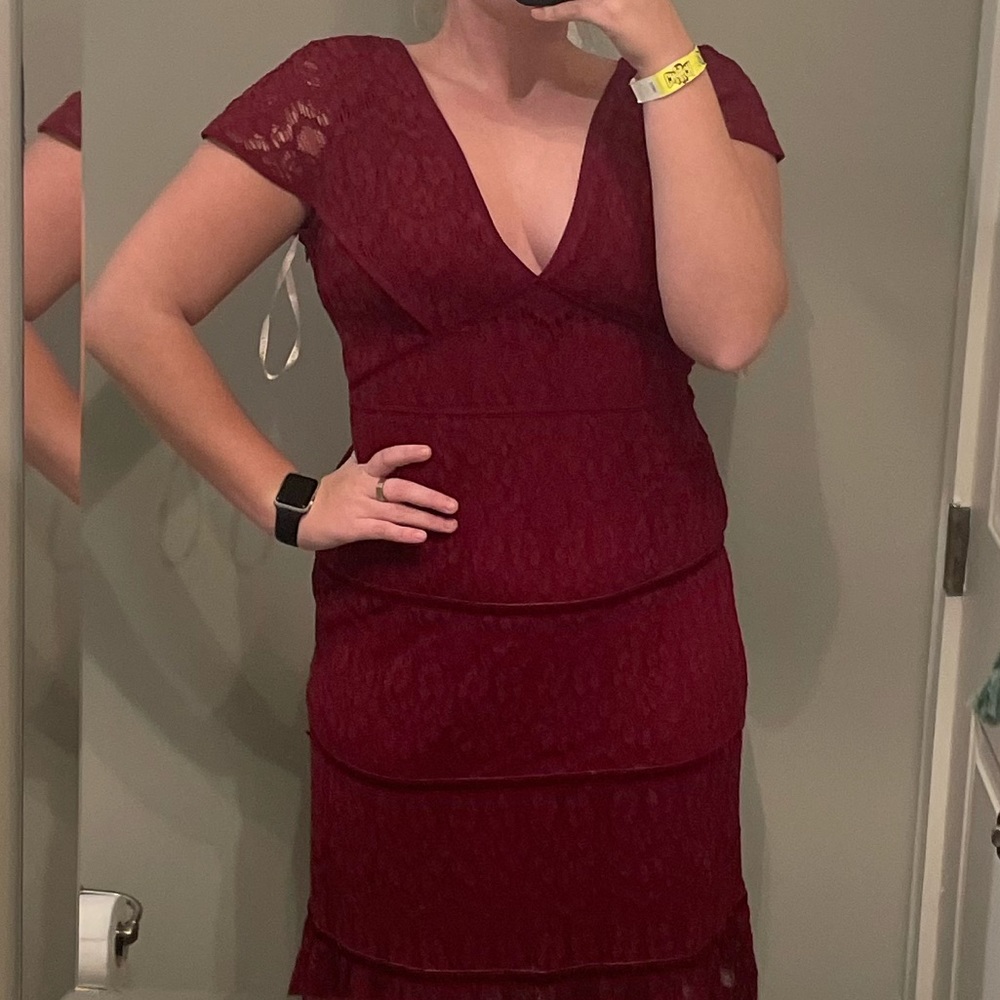 Clarissa Lace Tiered Dress - Picture 4 of 4